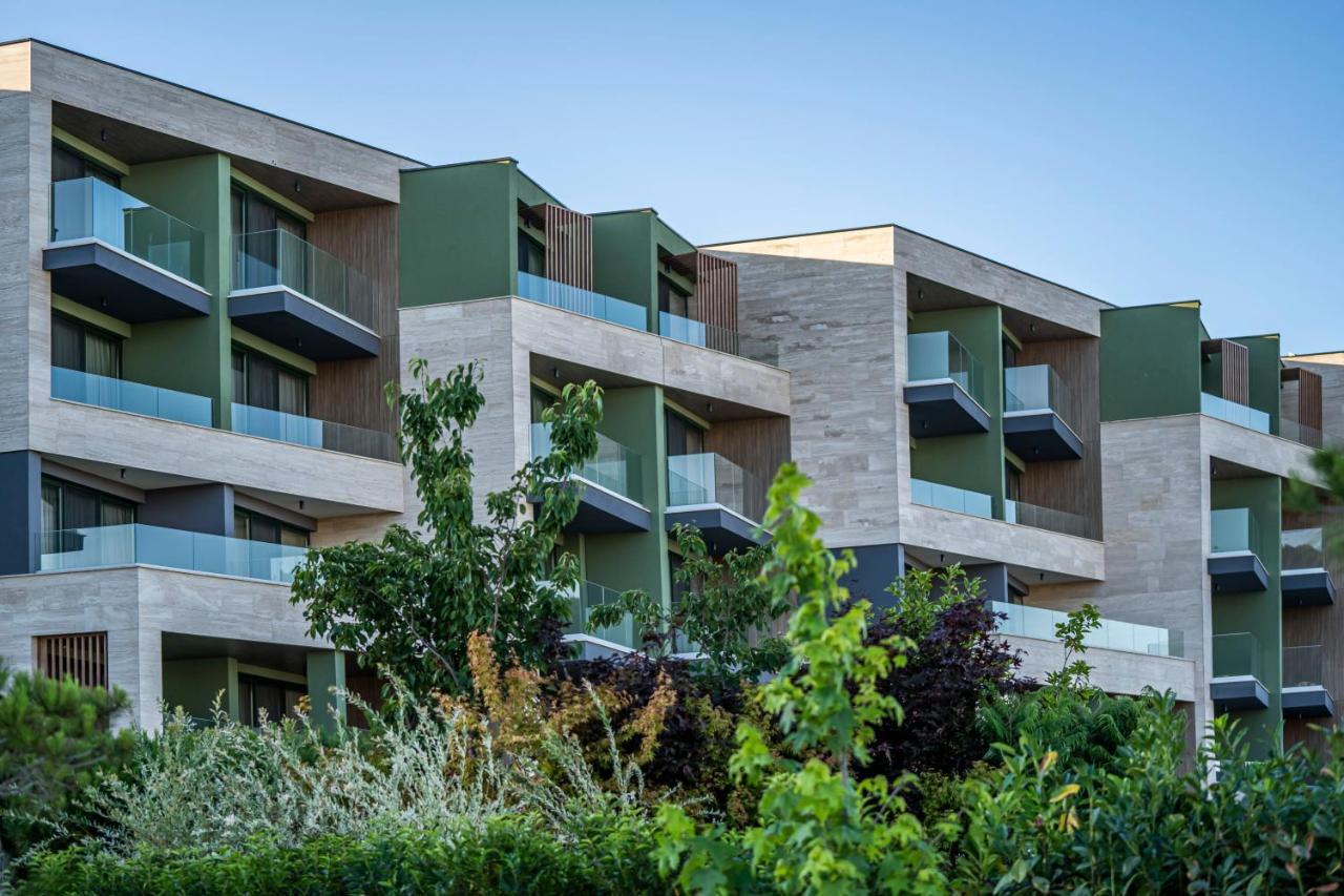 Hvd Reina Del Mar - Premium Spa Service & Free Parking Obzor Exterior photo